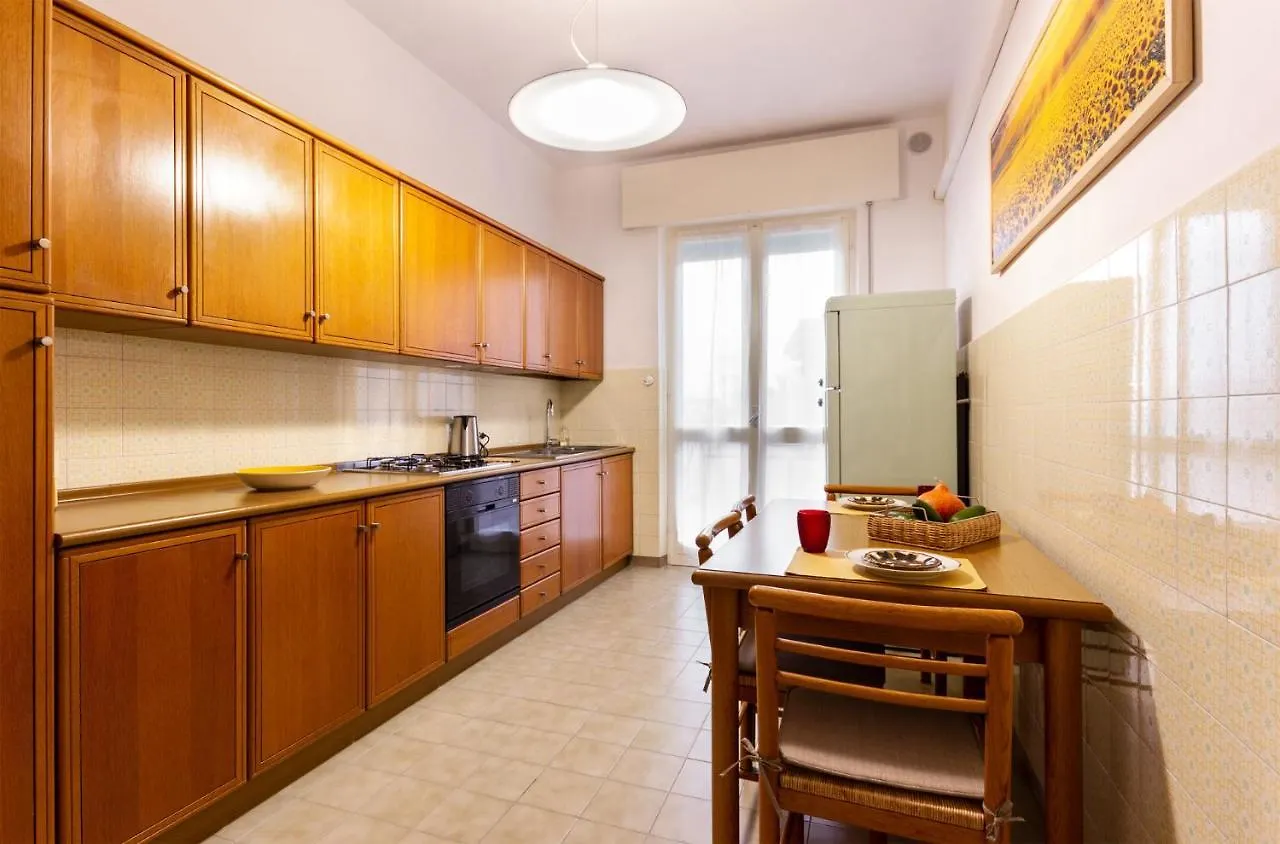 Flower Apartment Mantova